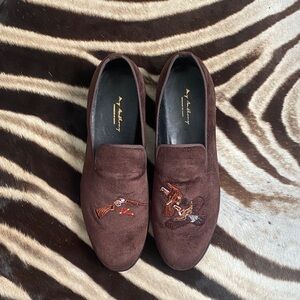 Elegant Brown Embroidered Men's Loafers